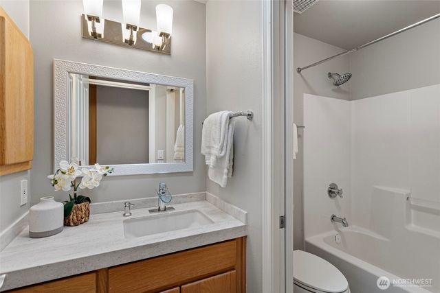 16430 266th Avenue SE, Issaquah, WA 98027
