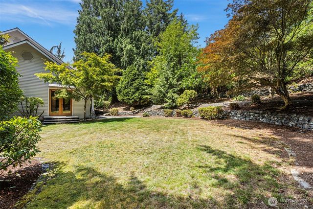 16430 266th Avenue SE, Issaquah, WA 98027