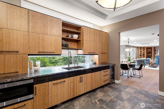 16430 266th Avenue SE, Issaquah, WA 98027