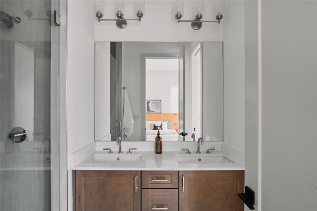 2209 Woodland Ave 803, Austin, TX 78741