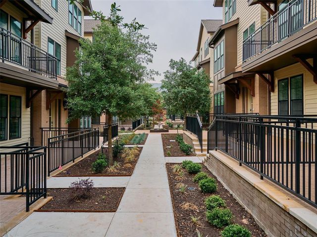 2209 Woodland Ave 803, Austin, TX 78741