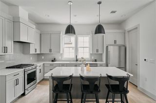 2209 Woodland Ave 803, Austin, TX 78741