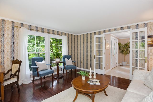 17 Olde English Road, Bedford, NH 03110