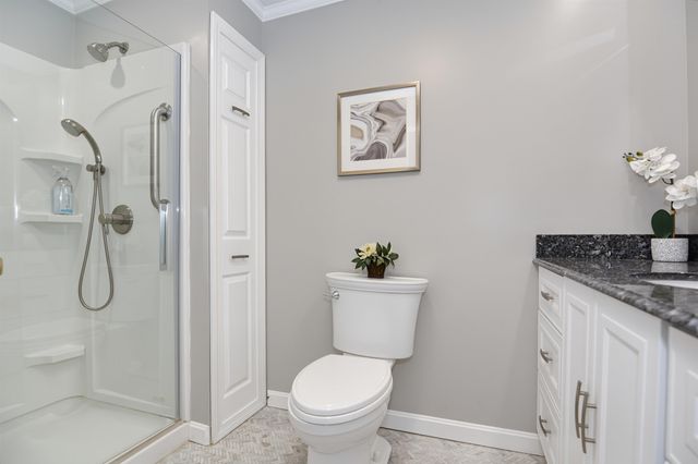 17 Olde English Road, Bedford, NH 03110