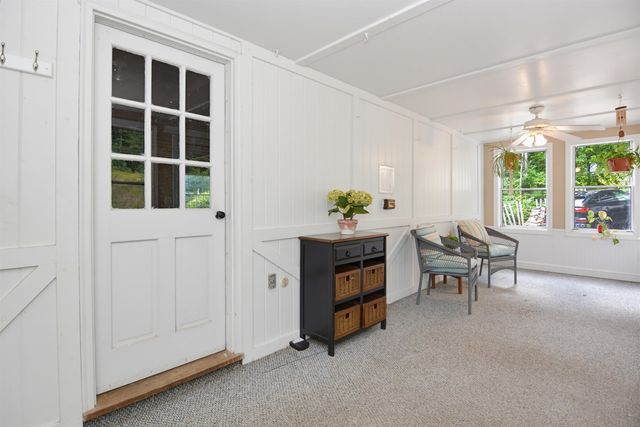 17 Olde English Road, Bedford, NH 03110