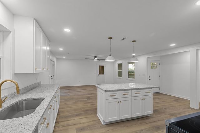 510 Woodham, Headland, AL 36345