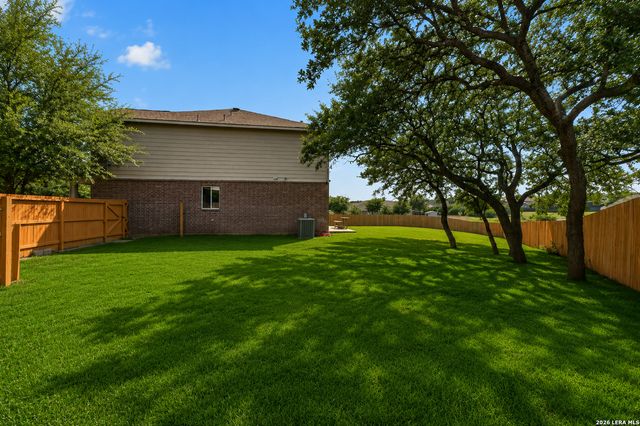 7635 PRESIDIO HVN, Boerne, TX 78015