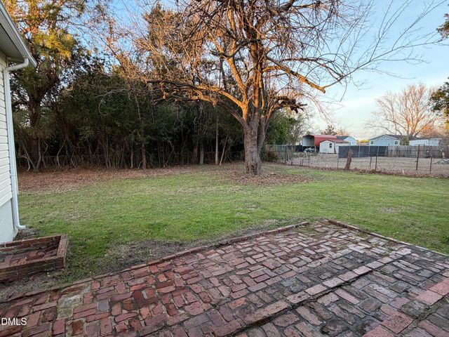 503 Spring Avenue, Spring Lake, NC 28390