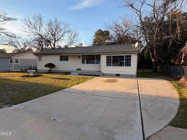 503 Spring Avenue, Spring Lake, NC 28390