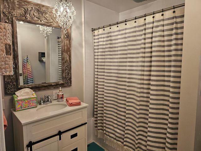 318 Crabapple Drive, Howard, OH 43028