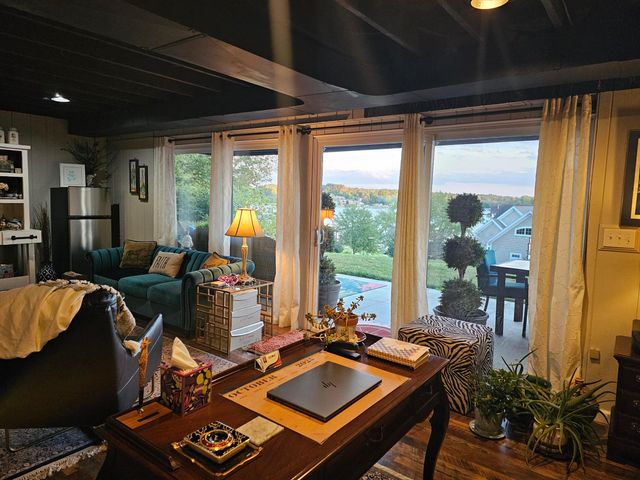 318 Crabapple Drive, Howard, OH 43028