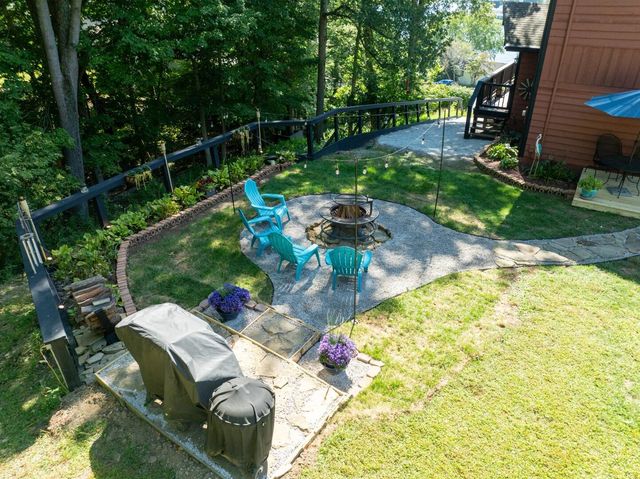 318 Crabapple Drive, Howard, OH 43028