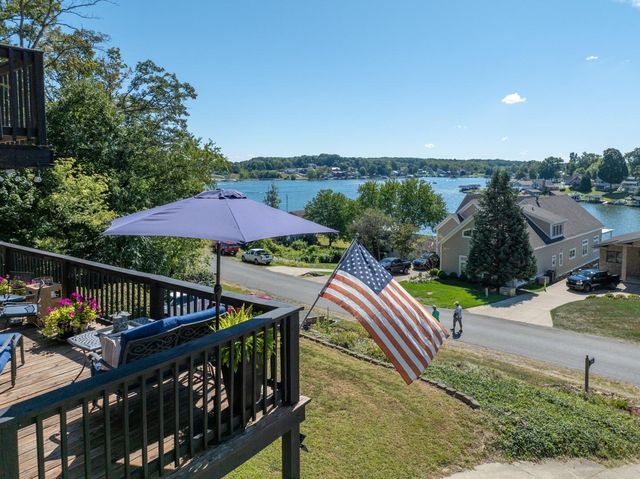 318 Crabapple Drive, Howard, OH 43028