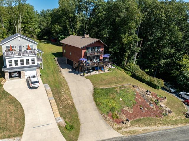 318 Crabapple Drive, Howard, OH 43028