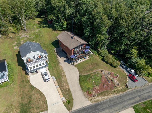 318 Crabapple Drive, Howard, OH 43028