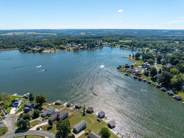 318 Crabapple Drive, Howard, OH 43028