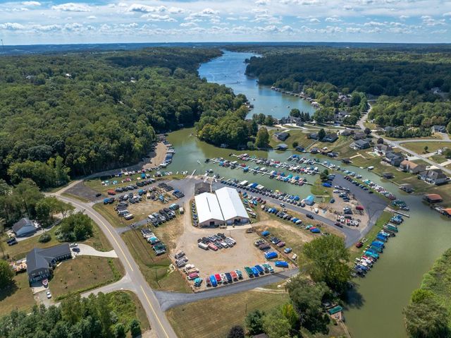 318 Crabapple Drive, Howard, OH 43028