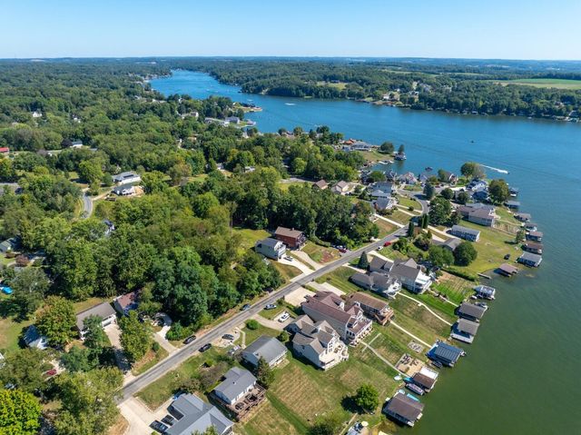 318 Crabapple Drive, Howard, OH 43028