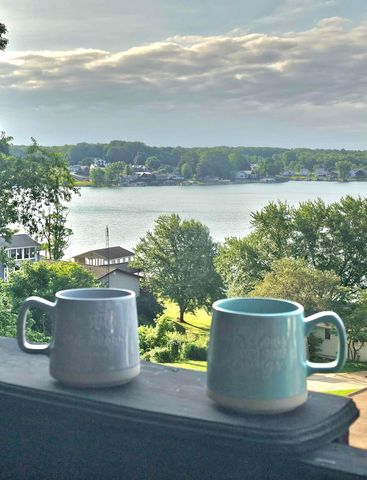 318 Crabapple Drive, Howard, OH 43028