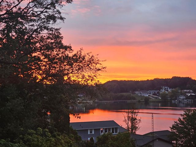 318 Crabapple Drive, Howard, OH 43028