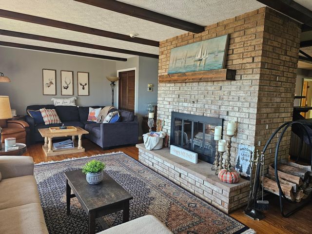 318 Crabapple Drive, Howard, OH 43028