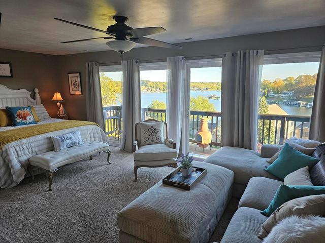 318 Crabapple Drive, Howard, OH 43028