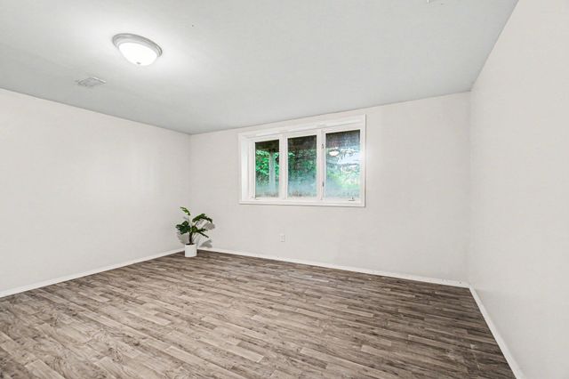 213 Raintree Circle 55, Kalamazoo, MI 49006