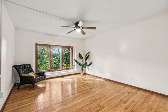 213 Raintree Circle 55, Kalamazoo, MI 49006