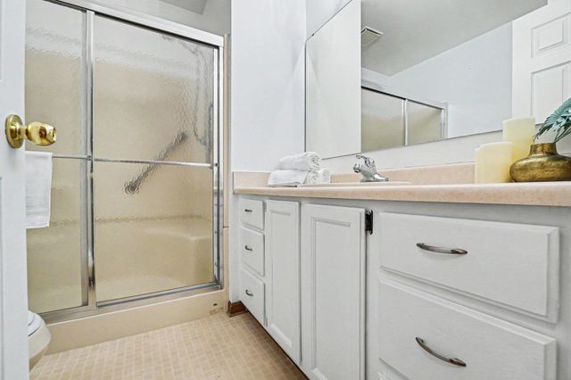 213 Raintree Circle 55, Kalamazoo, MI 49006