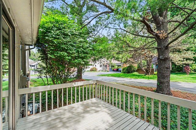 213 Raintree Circle 55, Kalamazoo, MI 49006