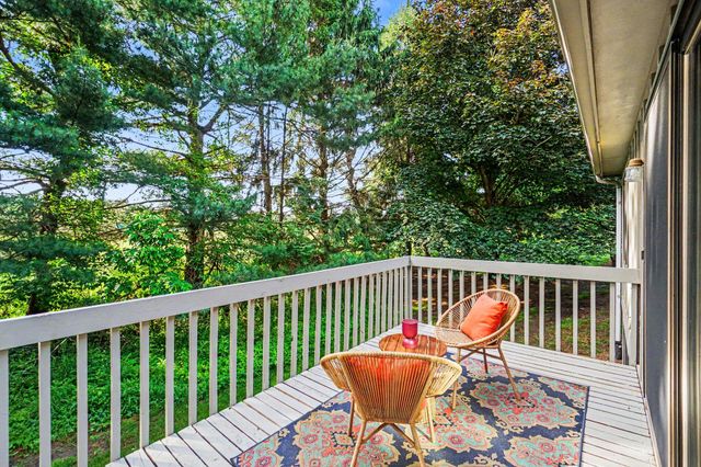 213 Raintree Circle 55, Kalamazoo, MI 49006