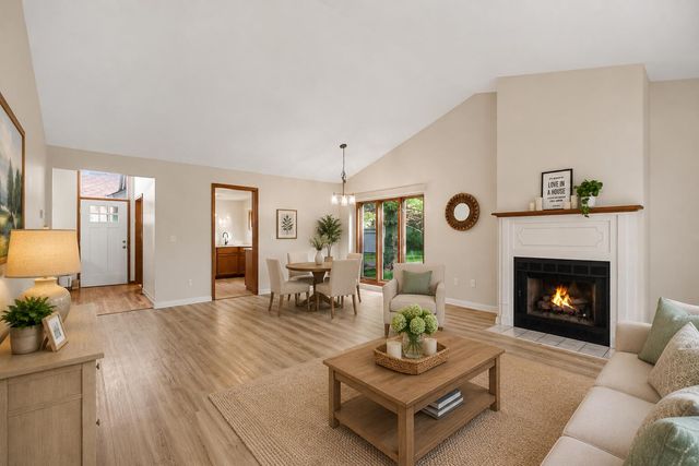 213 Raintree Circle 55, Kalamazoo, MI 49006