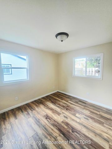 1583 Grayfriars Avenue, Holt, MI 48842
