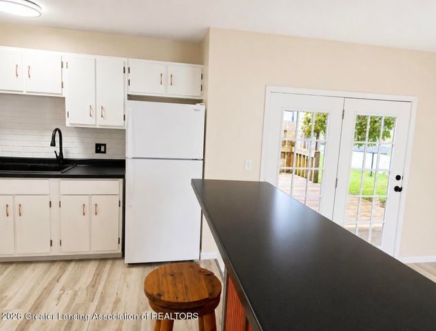 1583 Grayfriars Avenue, Holt, MI 48842