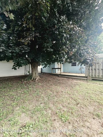 1583 Grayfriars Avenue, Holt, MI 48842