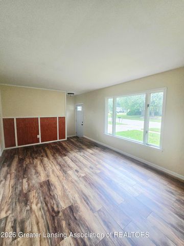 1583 Grayfriars Avenue, Holt, MI 48842