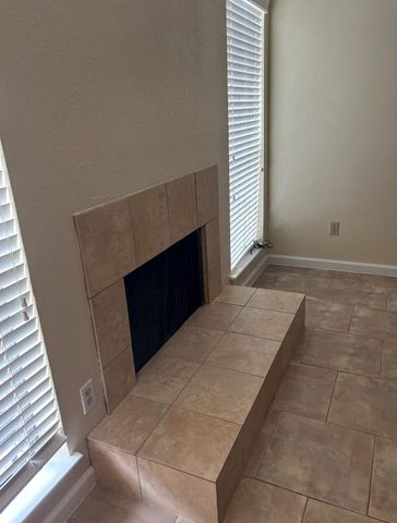 9901 Sharpcrest Street 9, Houston, TX 77036