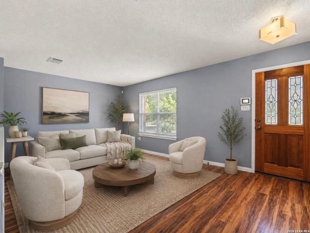 5202 Erickson Blf, San Antonio, TX 78247