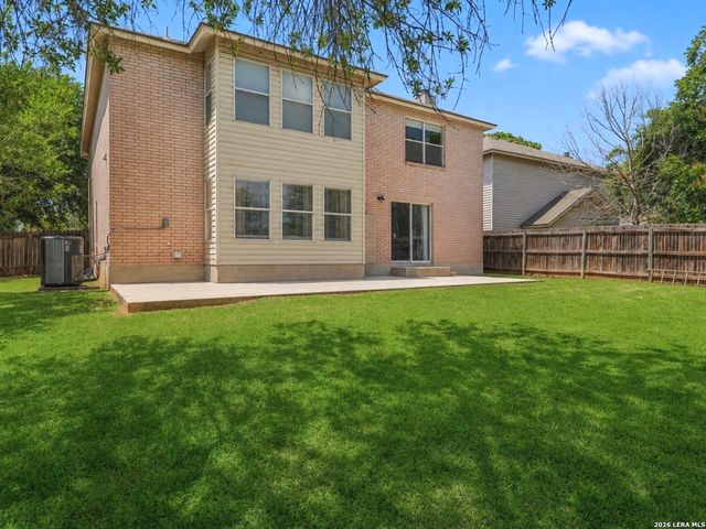 5202 Erickson Blf, San Antonio, TX 78247