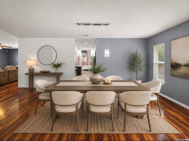 5202 Erickson Blf, San Antonio, TX 78247