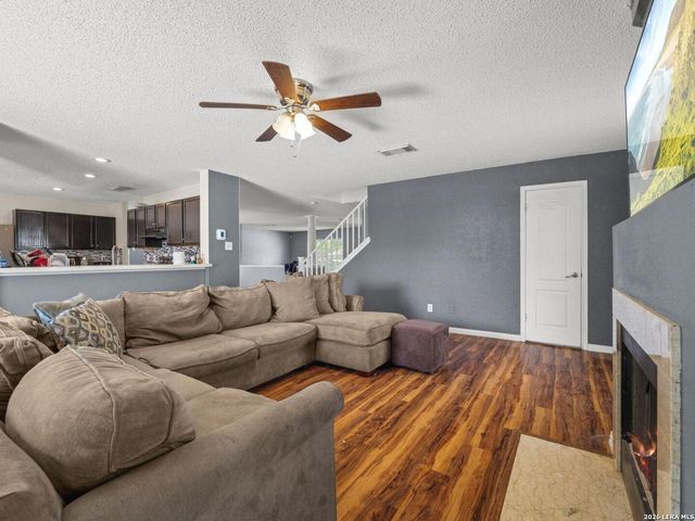 5202 Erickson Blf, San Antonio, TX 78247