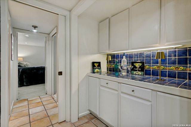 3 Gallery Court B, San Antonio, TX 78209
