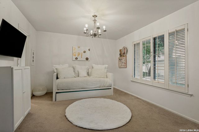 3 Gallery Court B, San Antonio, TX 78209