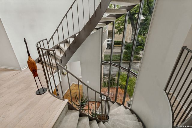 3 Gallery Court B, San Antonio, TX 78209