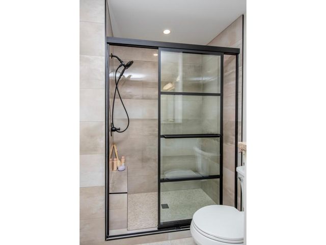 7401 W 101st Street 111, Bloomington, MN 55438