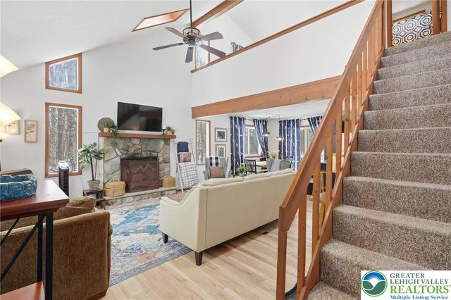 61 Lindsay Mews, Penn Forest Twp, PA 18210