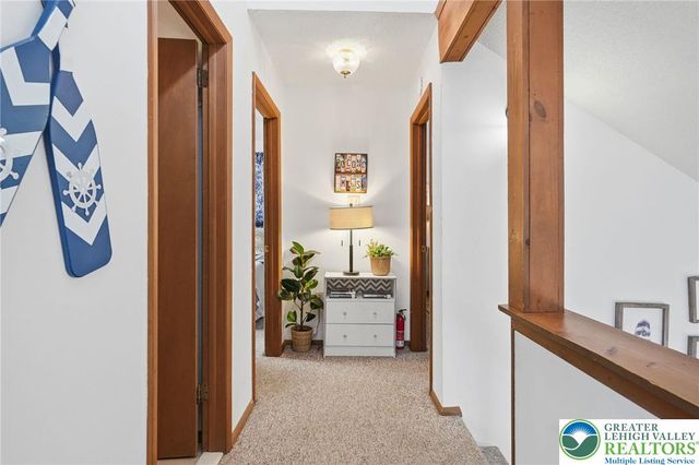 61 Lindsay Mews, Penn Forest Twp, PA 18210