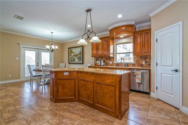 15002 Santa Gertrudis Dr, Corpus Christi, TX 78410