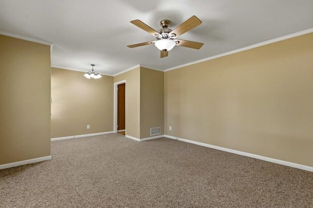 209 Sherwood Dr., Conway, SC 29526