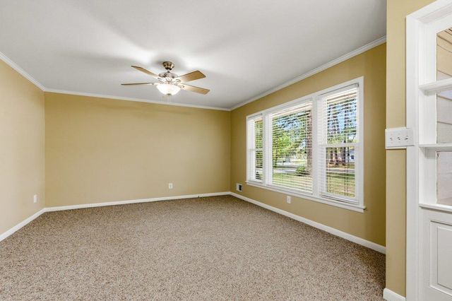 209 Sherwood Dr., Conway, SC 29526